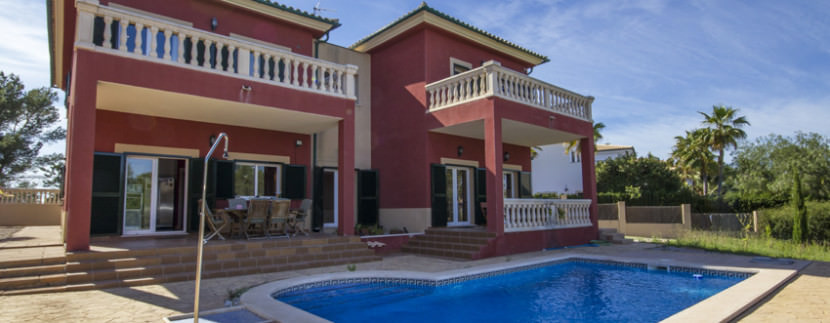 uniquevillasmallorca lovely villa for sale in cala vinyas swimming pool view