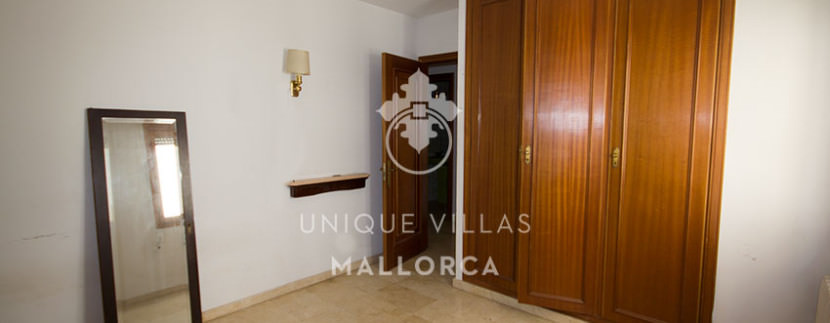 uniquevillasmallorca flat for sale in Palma center bedroom