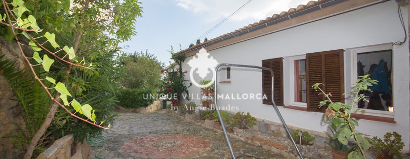 house for sale in la bonanova uvm190.21
