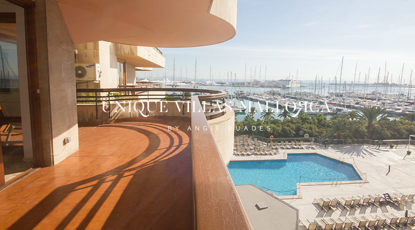 Spacious Flat with plenty of Natural light and Seaviews for Sale in Paseo Maritimo-uvm221