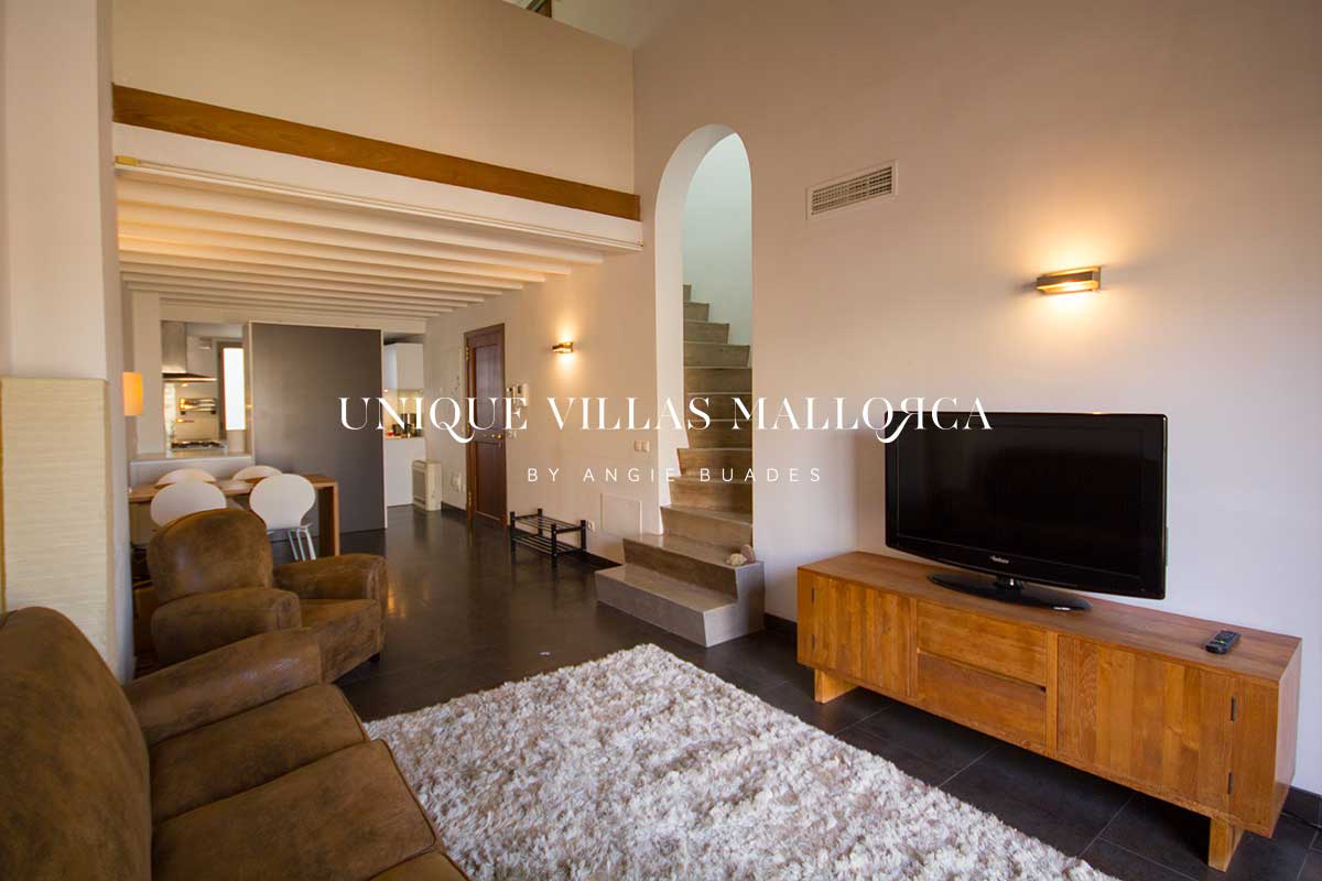 Elegant Apartment with Rooftop Terrace for rent in Palma center-ref.uvm248