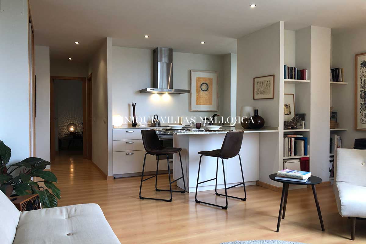 Cosy two-bedroom apartment for sale in Palma center-santa catalina-uvm266