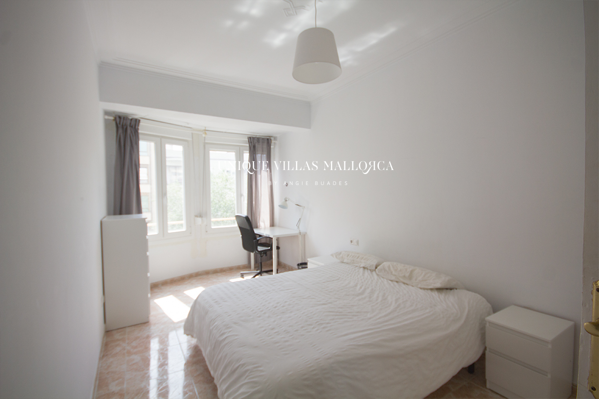 Spacious flat to be reformed for sale in Palma Avenidas area-uvm